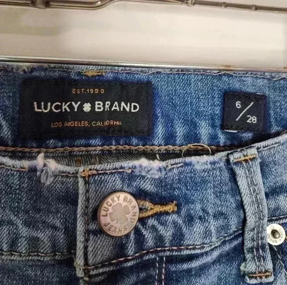 Lucky Brand Jeans Size 6/28 Ava Skinny Bug Bugs Cute Embroidered Skinny 30x28 - Picture 3 of 5